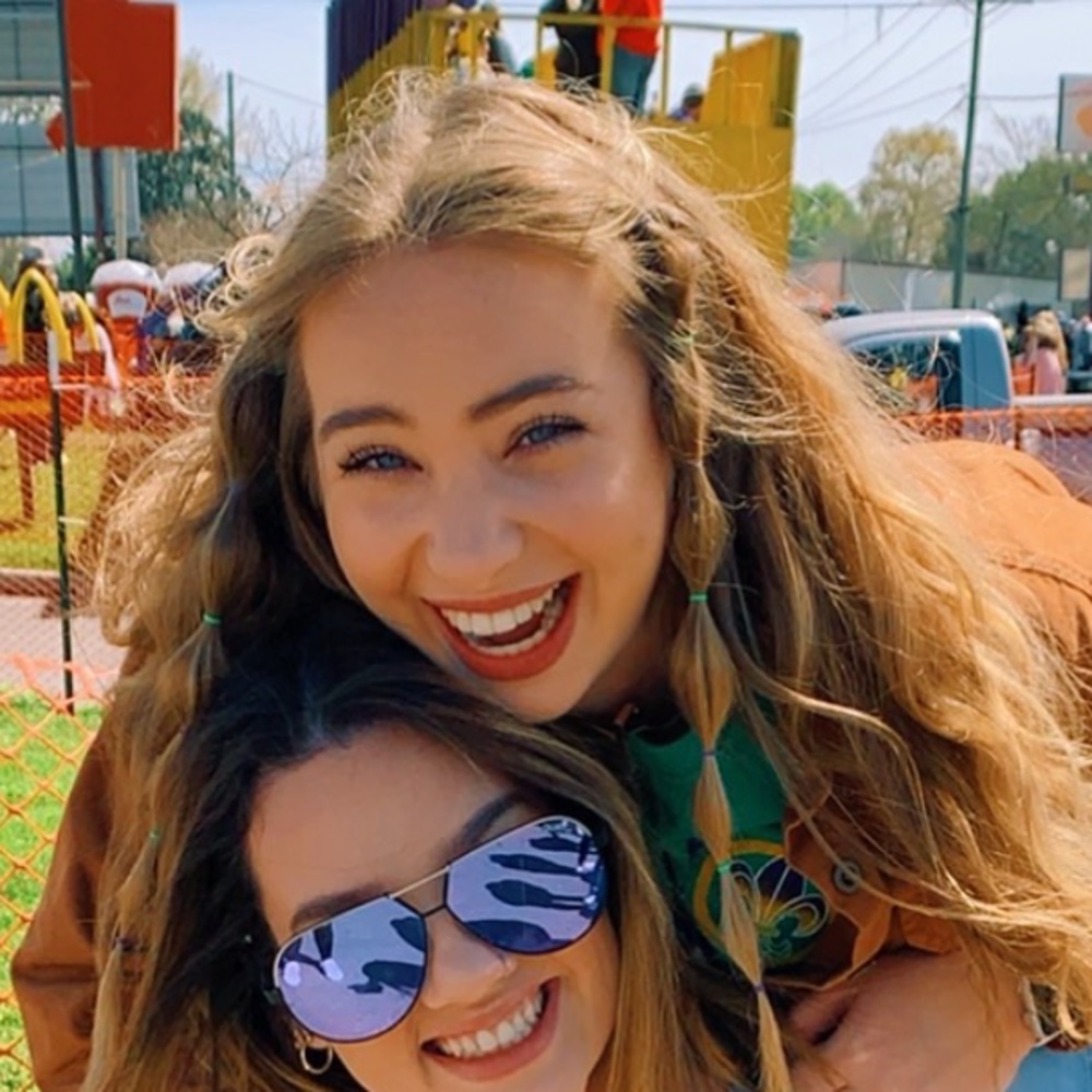 Meet your Posher, Macie